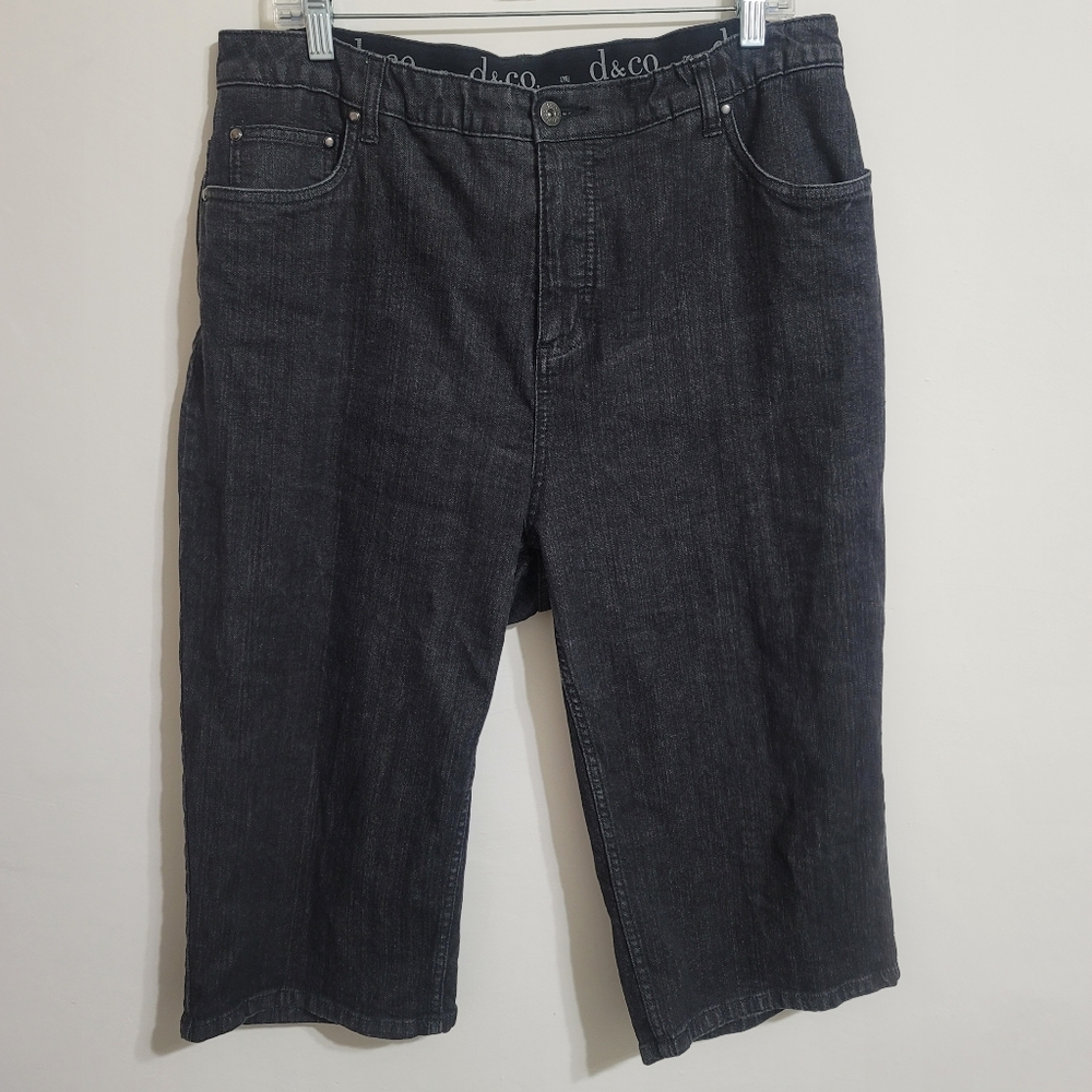 D & CO WOMEN'S JEAN CAPRIS SIZE 18W PLUS SIZE PERFECT FOR SUMMER EMBROID…
